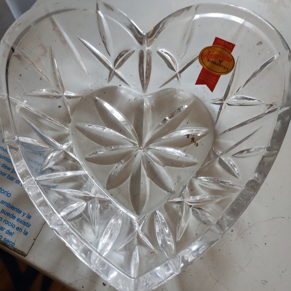 Gift idea? Heart collection crystal vase, dishes and more - Picture 4 of 10